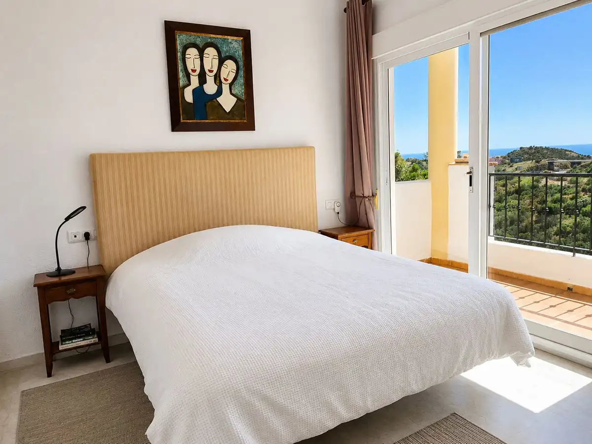 Bedroom of Apartments for sale in Mijas  with Air Conditioner, Heating and Terrace