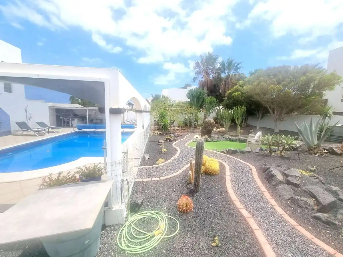 Garden of Houses for sale in Tías  with Air Conditioner, Private garden and Terrace