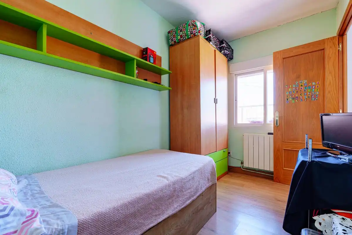 Bedroom of Flat for sale in Madrid  with Heating, Terrace and Balcony