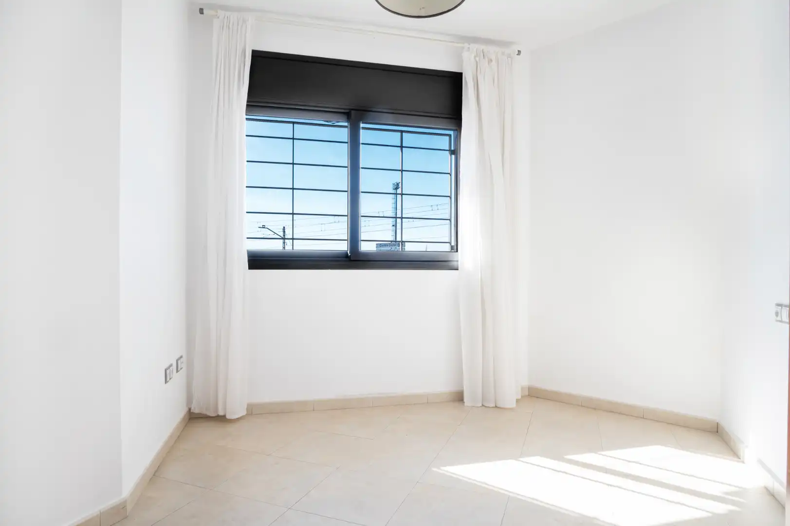 Schlafzimmer von Wohnung zum Verkauf in Terrassa mit Klimaanlage, Heizung und Abstellraum