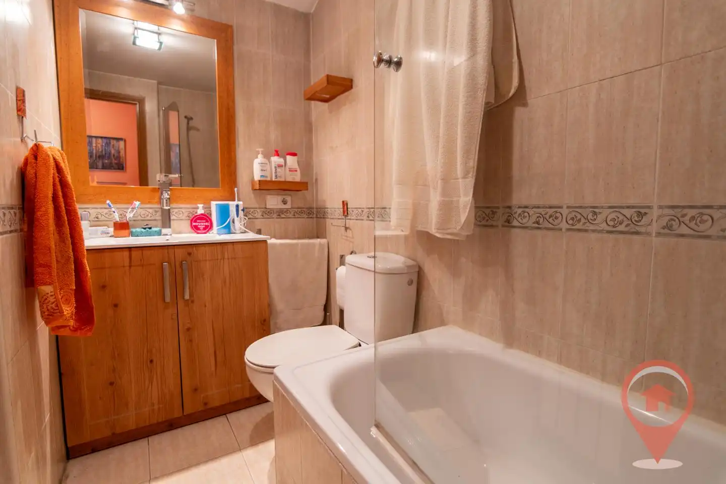 Baño de Piso en venta en Cuenca con Calefacción, Terraza y Trastero