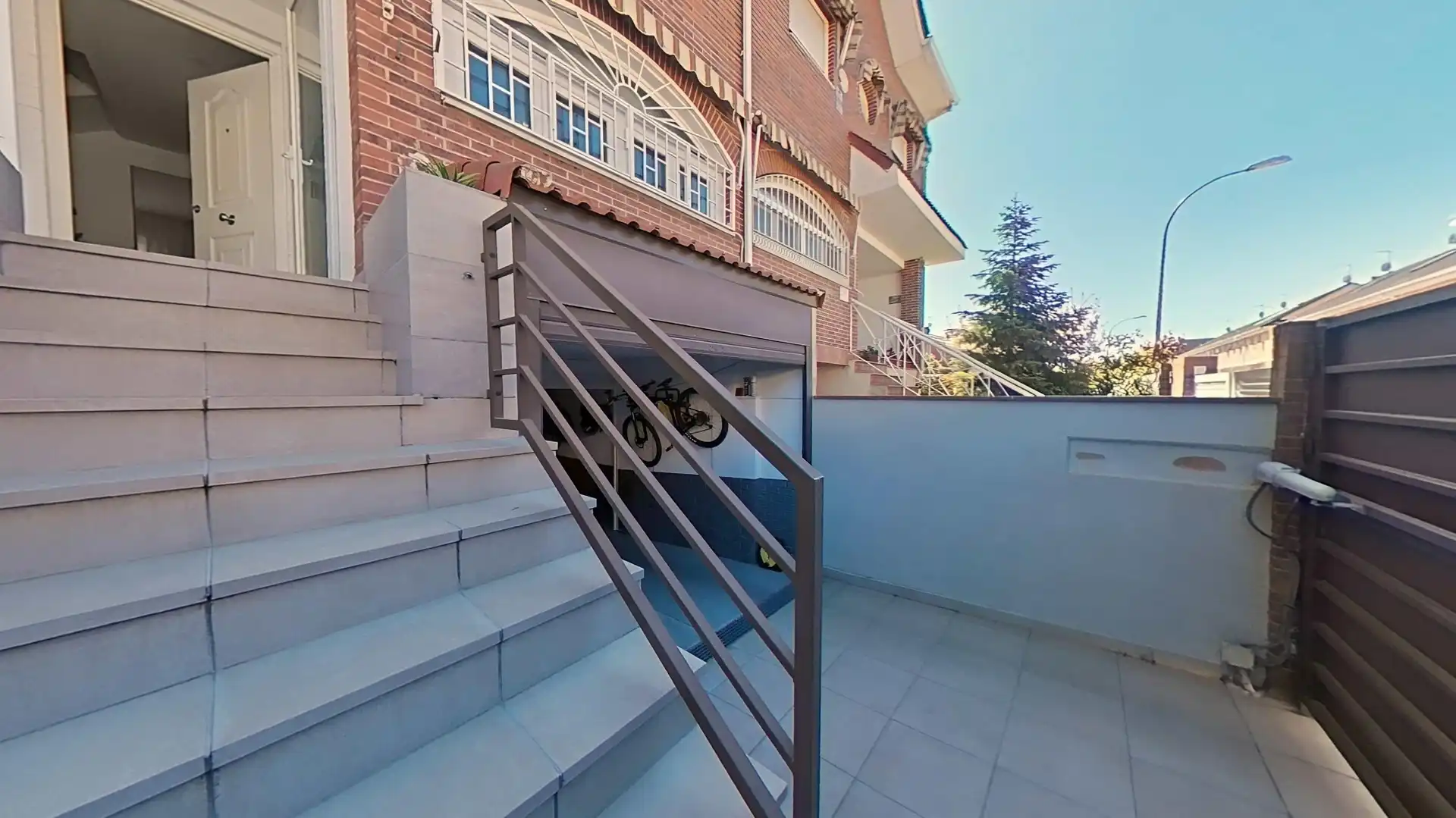 Terrace of Detached homes for sale in Alcorcón  with Air Conditioner, Heating and Private garden
