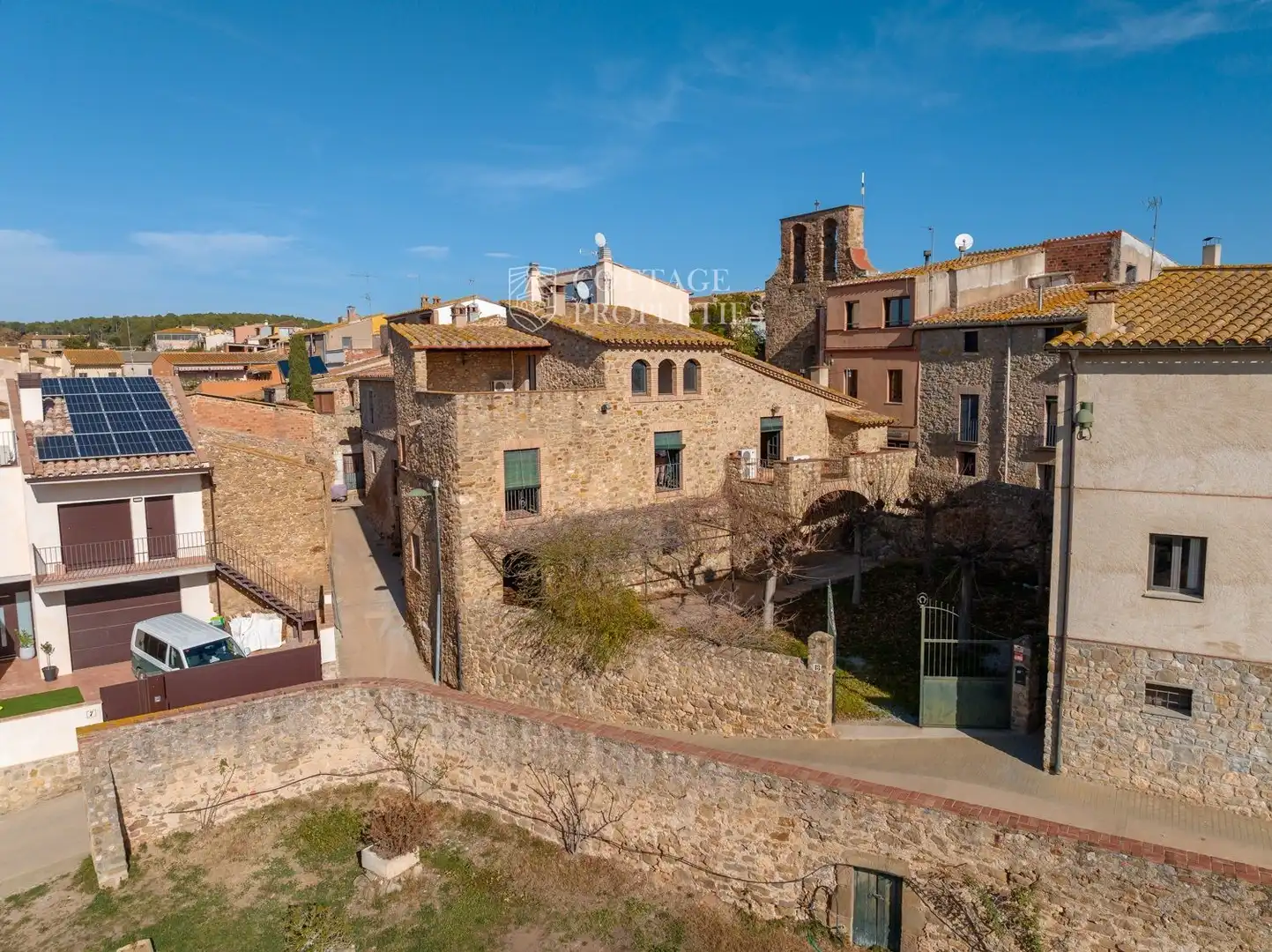 Vista exterior de Casa o chalet en venta en Garrigoles con Aire acondicionado, Calefacción y Terraza