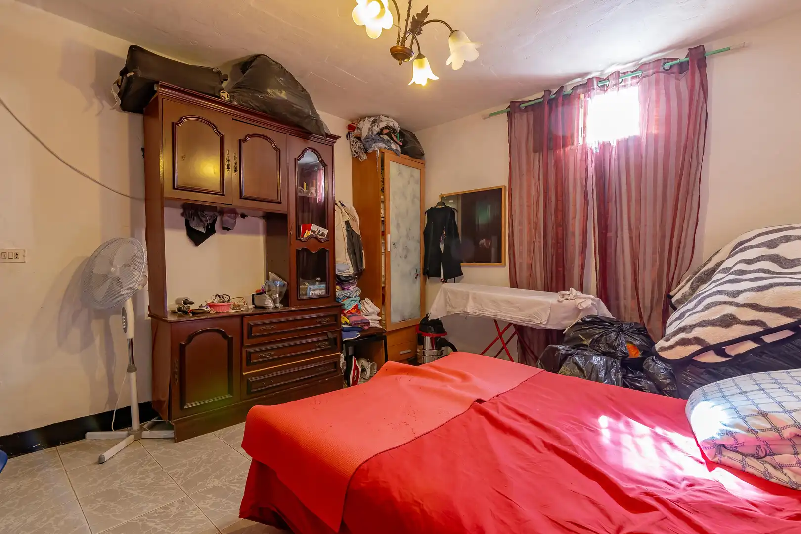 Schlafzimmer von Country house zum Verkauf in La Aldea de San Nicolás  mit Privatgarten, Terrasse und Abstellraum