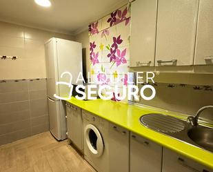 Bedroom of Flat to rent in  Madrid Capital  with Heating, Terrace and Furnished