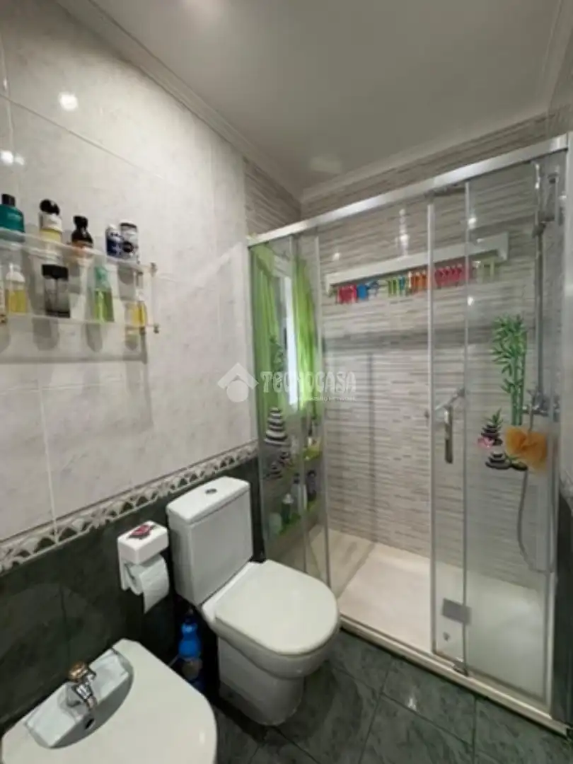 Badezimmer von Wohnung zum Verkauf in Getafe mit Klimaanlage, Heizung und Parkett