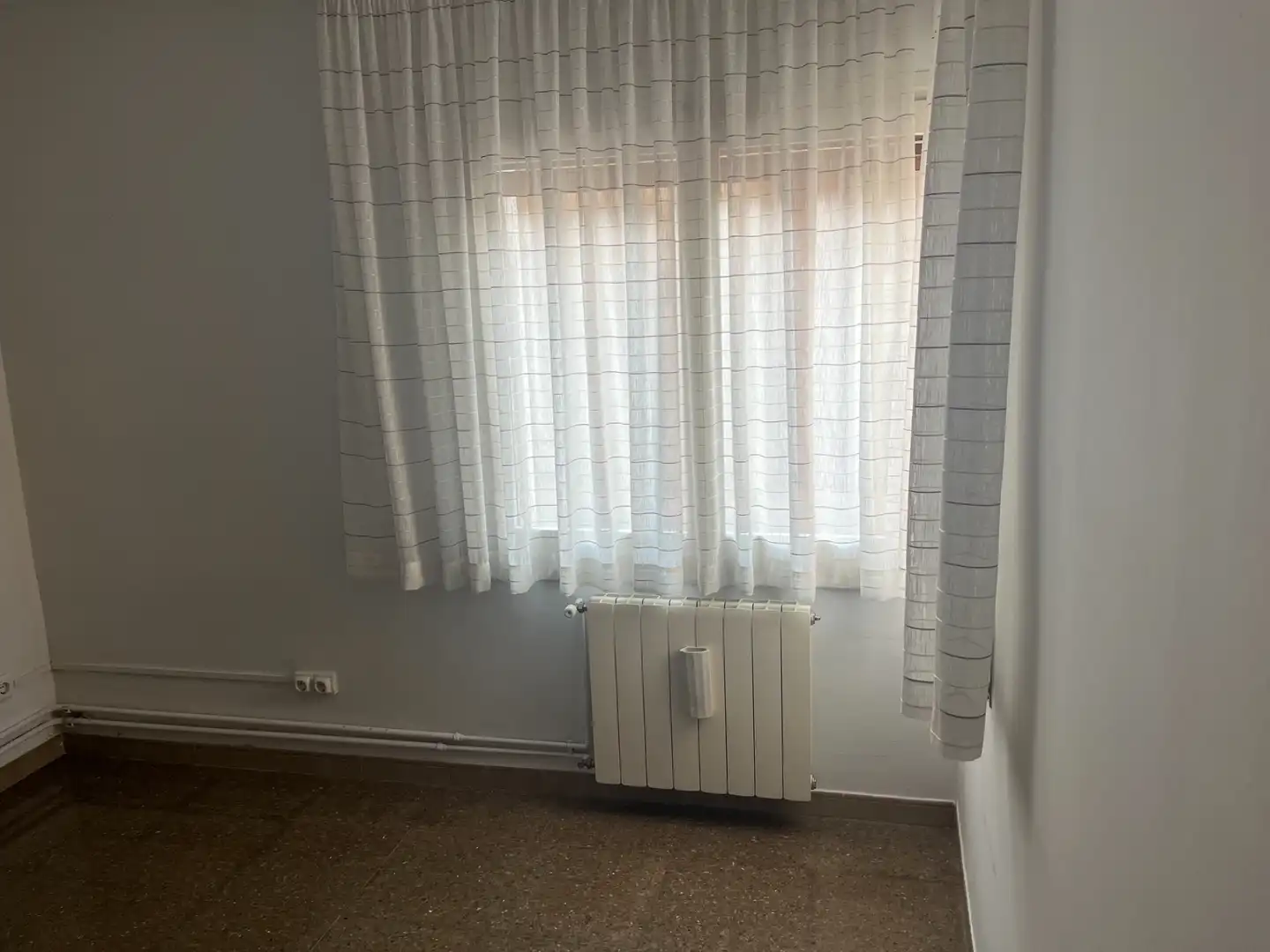 Habitación de Casa o chalet de alquiler en Castellar del Vallès con Calefacción, Trastero y Horno