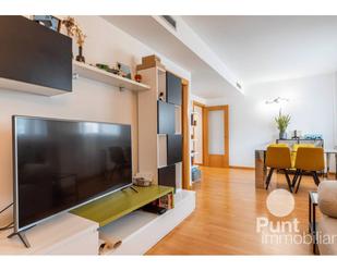 Living room of Flat for sale in Premià de Dalt  with Heating, Parquet flooring and Furnished