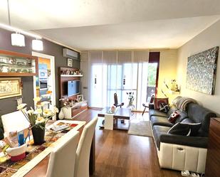 Living room of Flat for sale in Sabadell  with Air Conditioner, Heating and Storage room