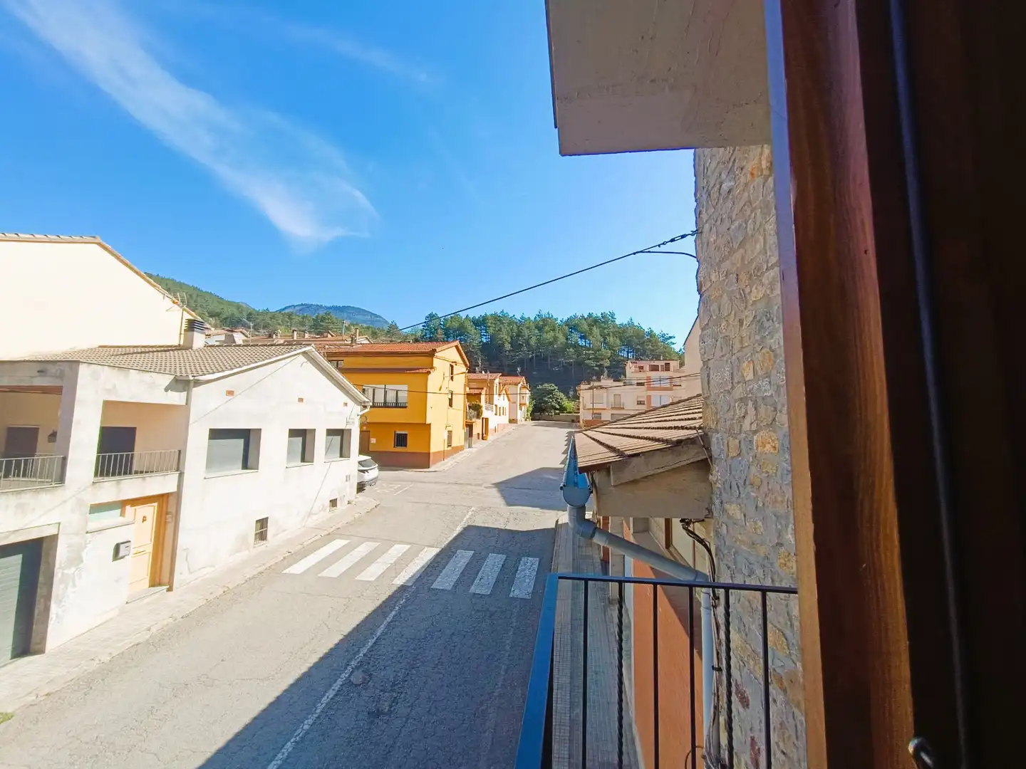 Vista exterior de Casa adosada en venta en Bagà con Aire acondicionado, Calefacción y Terraza