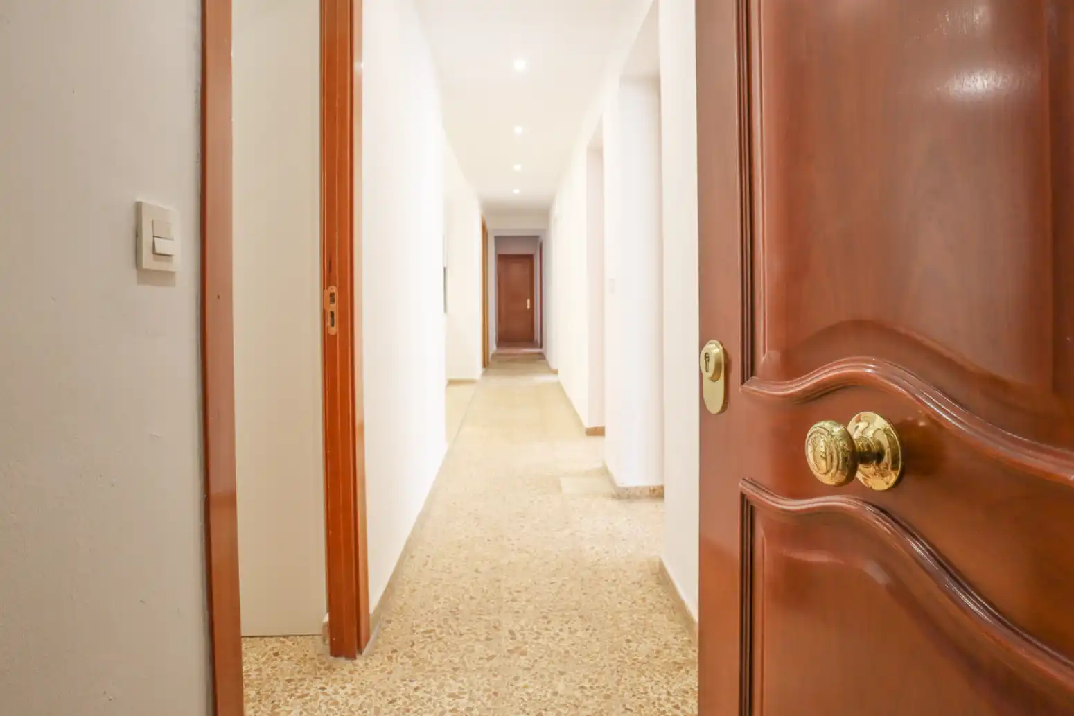 Piso de alquiler en Oviedo - Plaza Santullano, 17, Milán - Pumarín