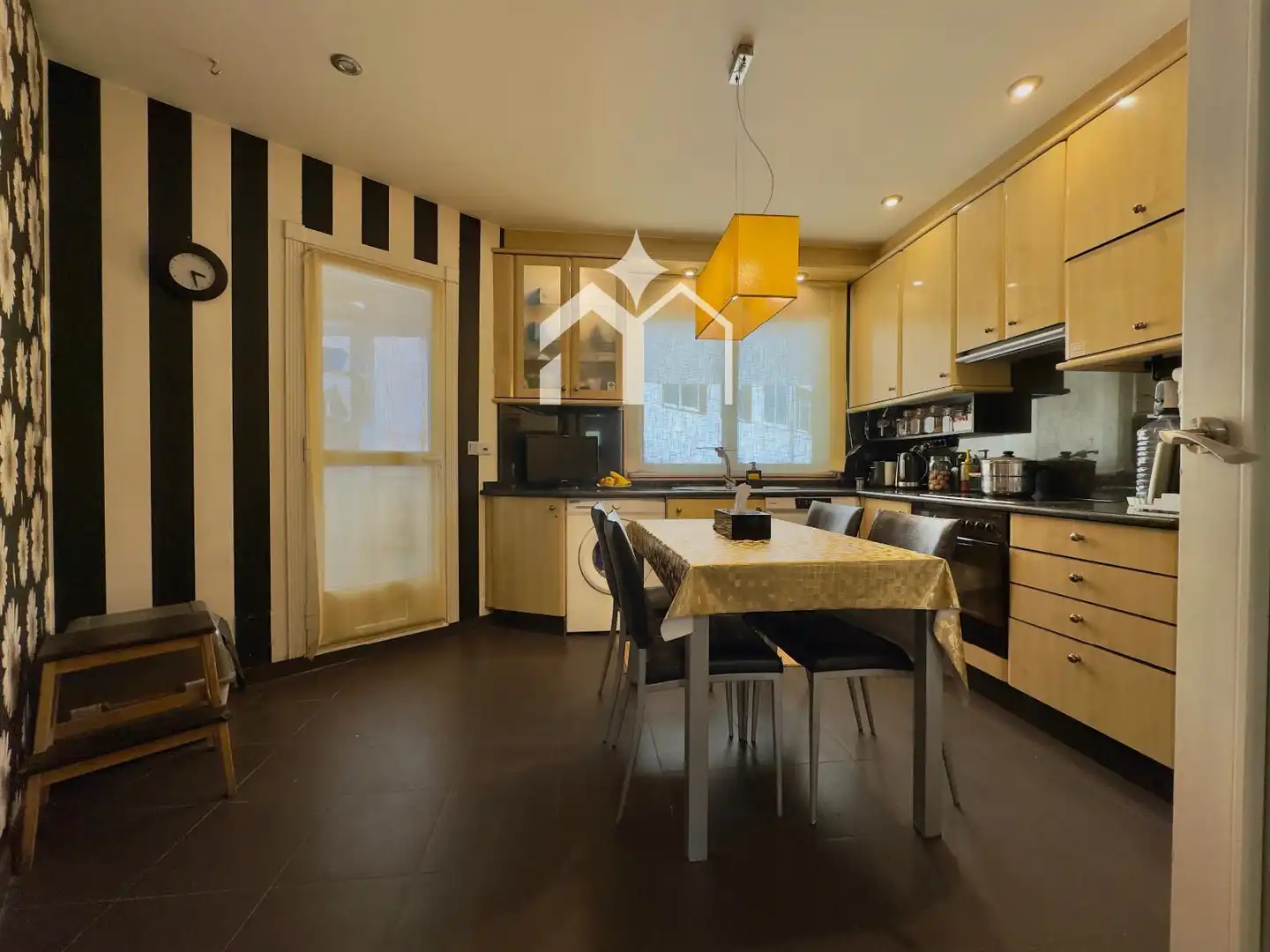 Cuina de Apartament en venda en Pontevedra Capital  amb Aire condicionat, Calefacció i Terrassa