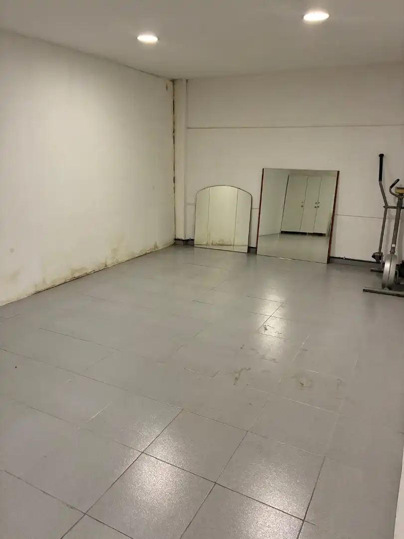 Nave industrial de alquiler en Parets del Vallès
