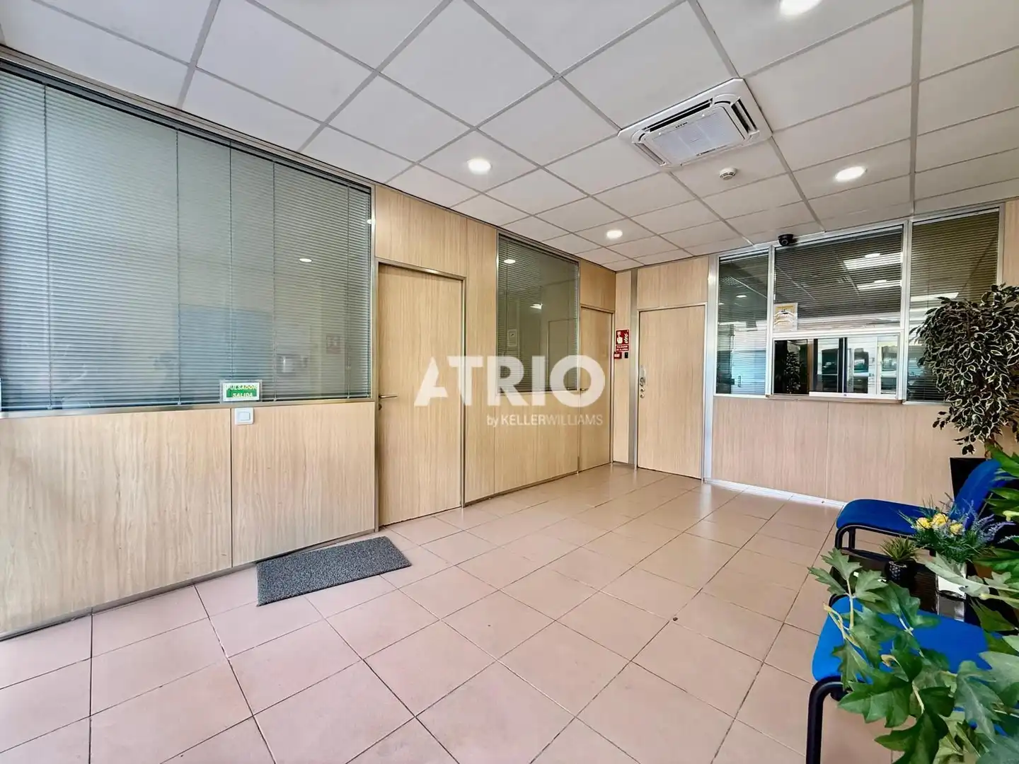 Local comercial en venda a Llevant, imagen 3