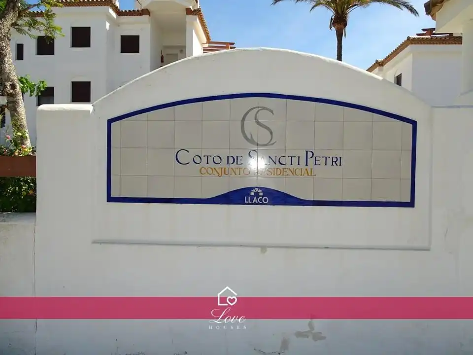 Exterior view of Apartments for sale in Chiclana de la Frontera  with Air Conditioner, Private garden and Community pool
