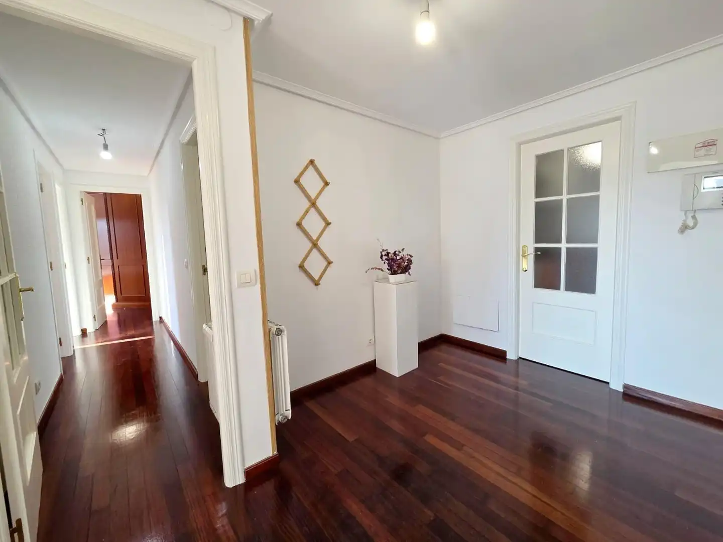 Wohnung zum Verkauf in Santander mit Heizung, Privatgarten und Parkett
