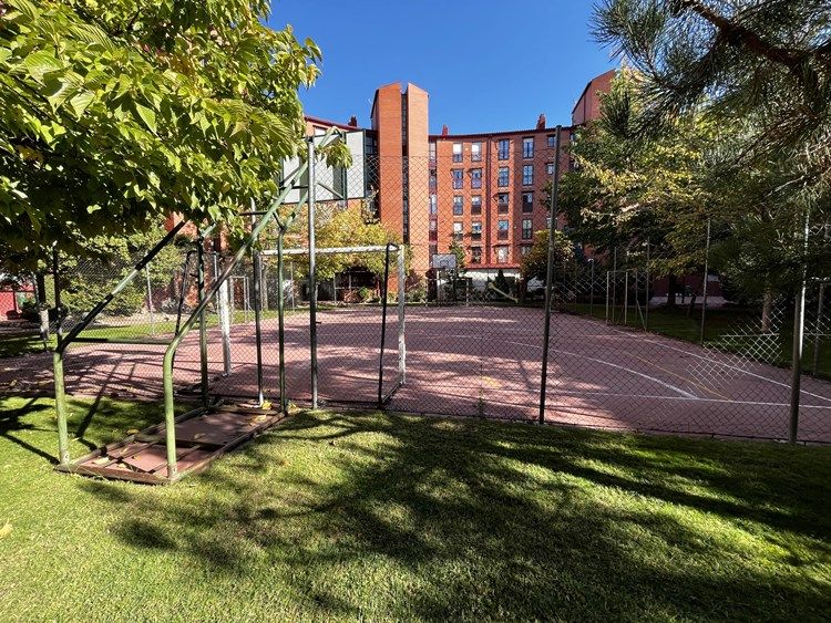 Exterior view of Flat to rent in  Madrid Capital  with Air Conditioner, Heating and Parquet flooring
