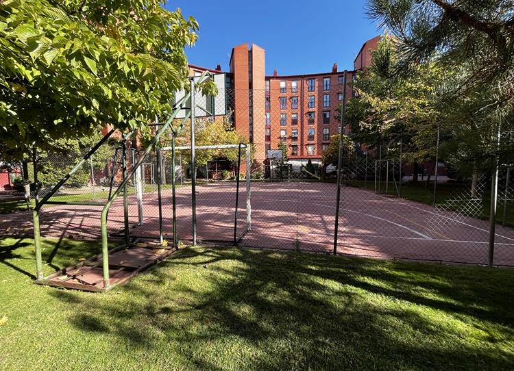 Photo 1 of Flat to rent in Calle Mérida, Marroquina, Madrid