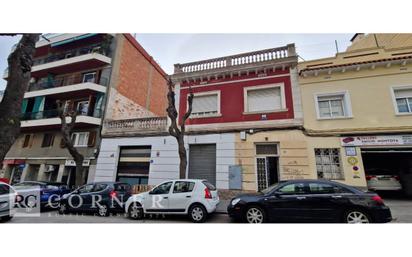 Vista exterior de Casa o xalet en venda en Premià de Mar amb Terrassa