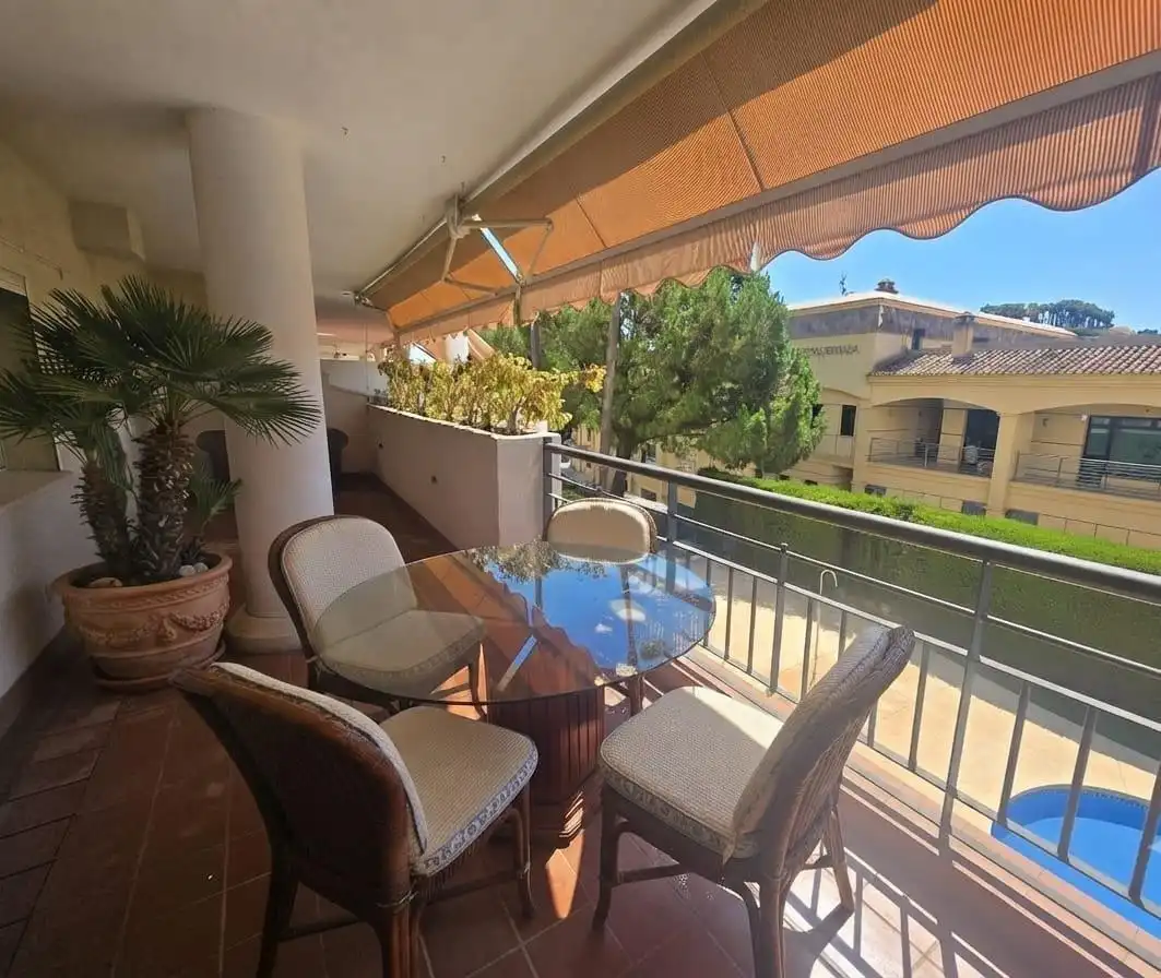Terrassa de Apartament en venda en Benalmádena amb Aire condicionat, Calefacció i Jardí privat