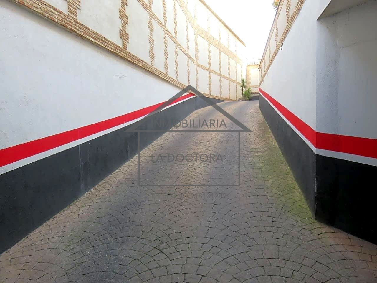 Exterior view of Garage for sale in Navalcarnero