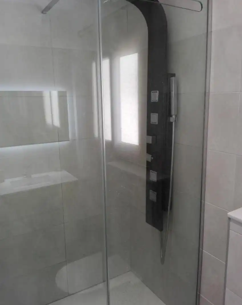 Bathroom of Attic for sale in Barcelona  with Air Conditioner and Terrace