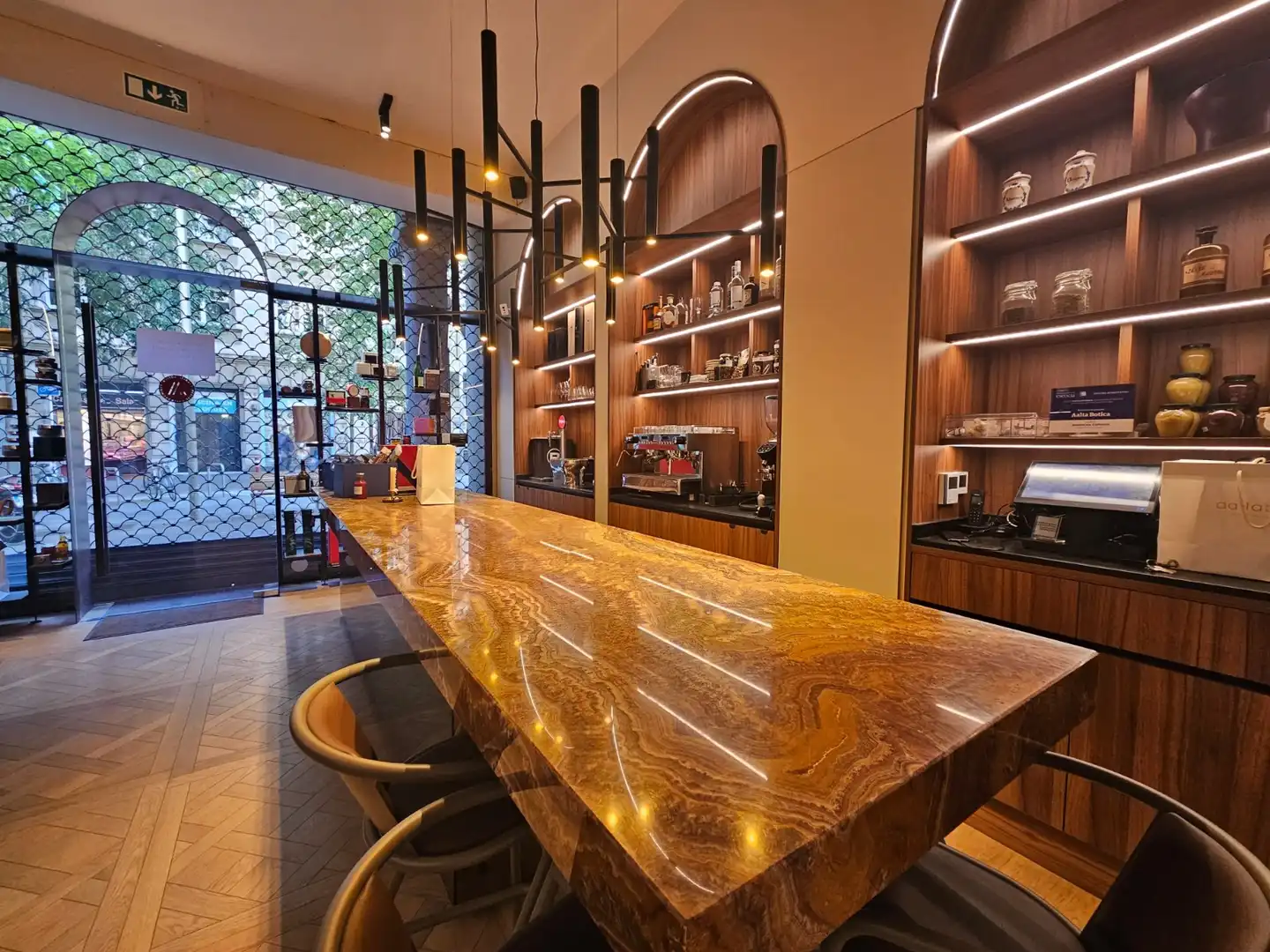 Business premises for transfer in Gràcia, imagen 11