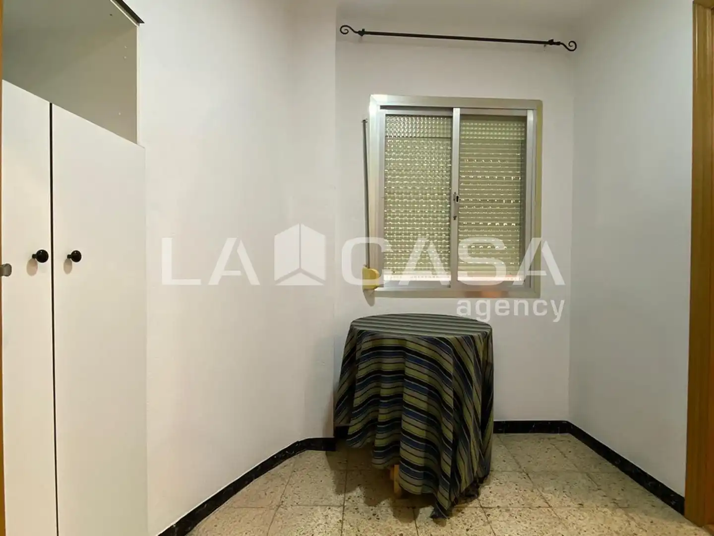 Ático en venta en Santa Coloma de Gramenet con Calefacción, Terraza y Trastero