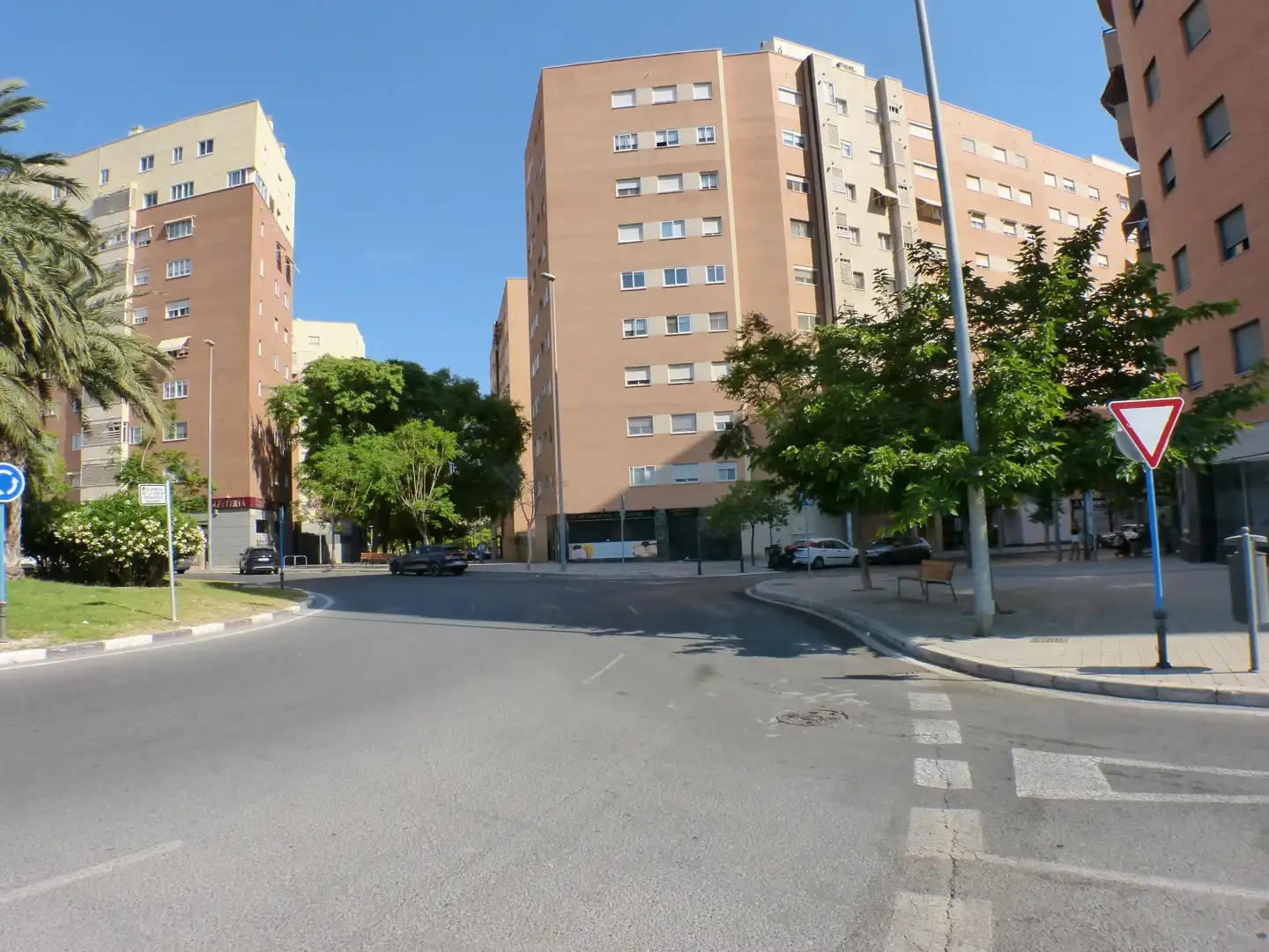 Exterior view of Commercial properties for rent in Alicante / Alacant