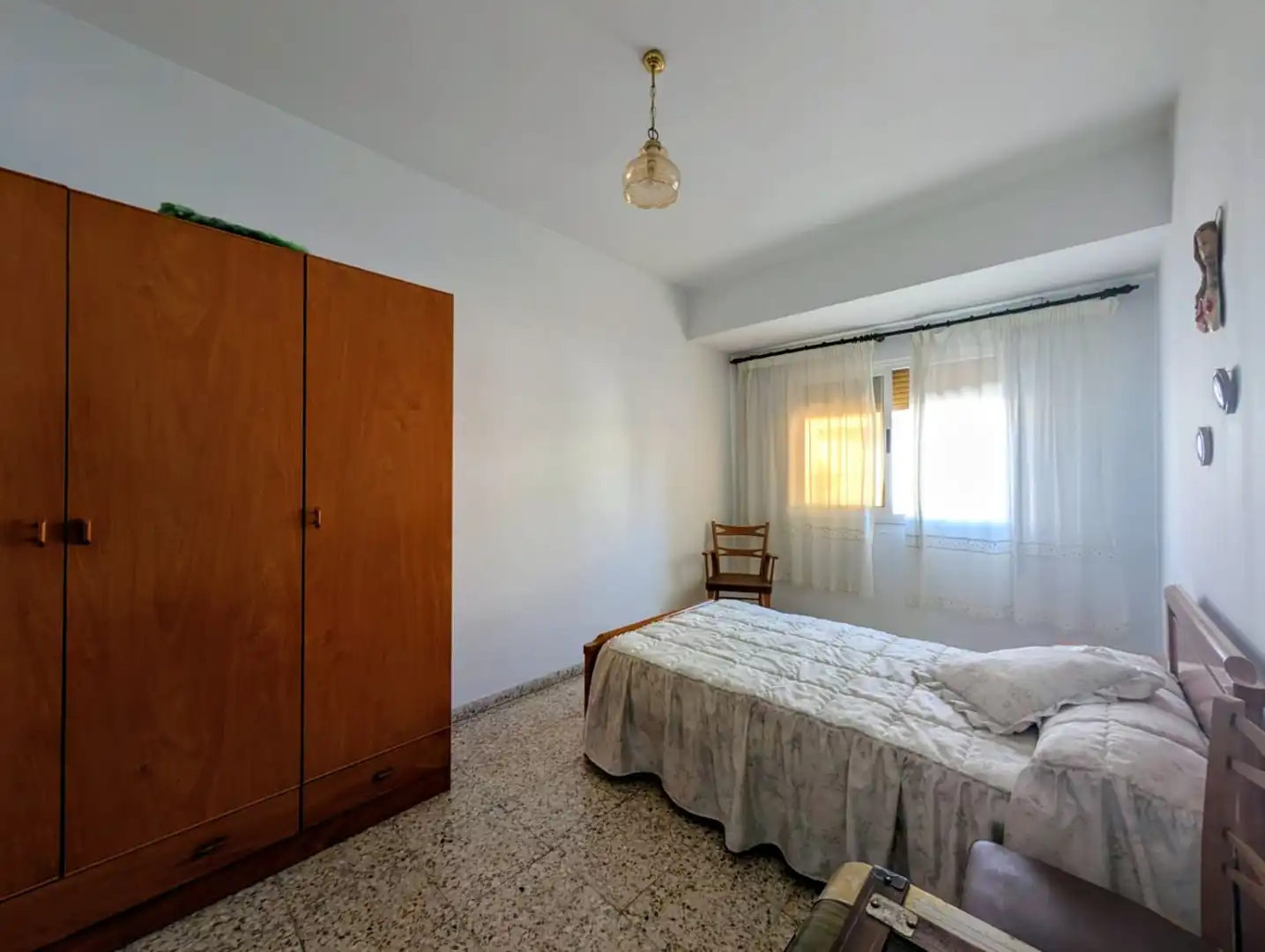 Dormitori de Casa o xalet en venda en Loja amb Terrassa, Traster i Balcó