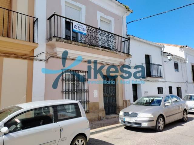 Casa adosada en Venta en San Vicente de Alcántara