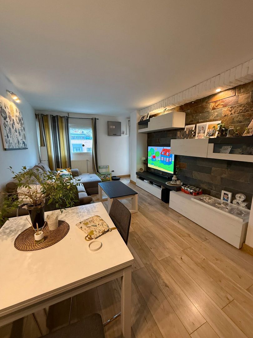 Living room of Flat for sale in  Madrid Capital  with Terrace