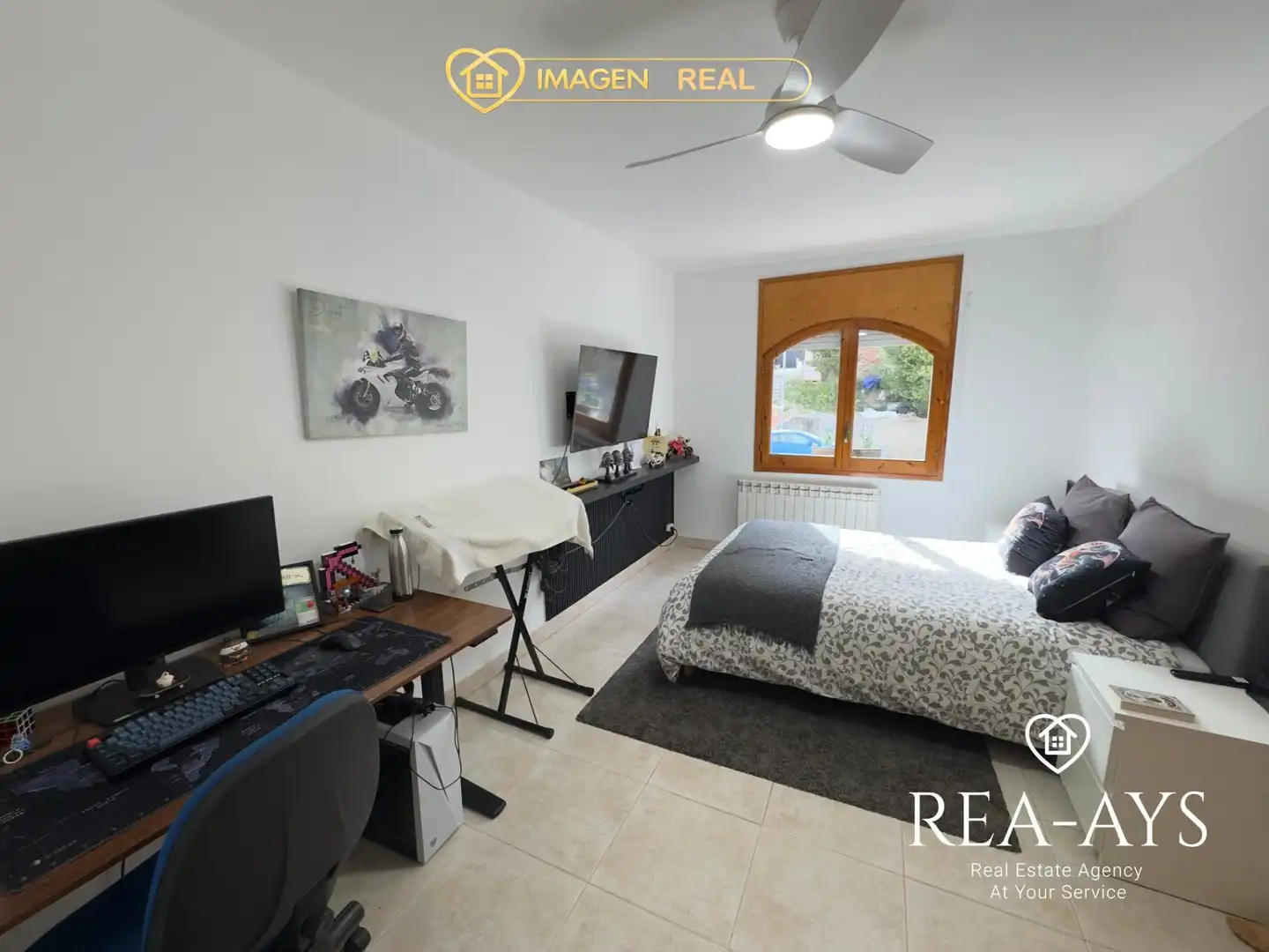 Habitación de Casa o chalet en venta en Vallirana con Calefacción, Jardín privado y Terraza