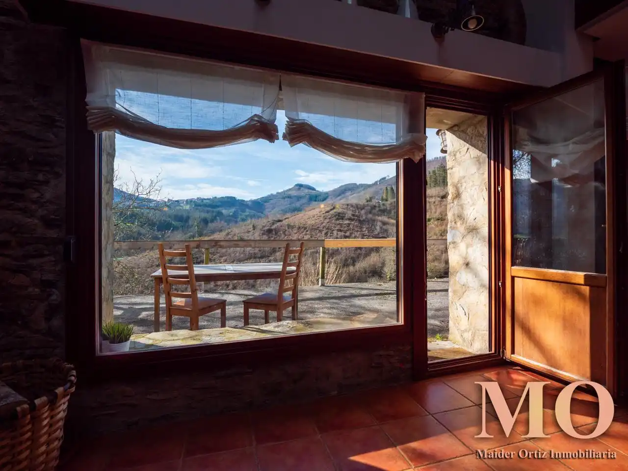 Country house zum Verkauf in Bergara mit Heizung, Privatgarten und Terrasse