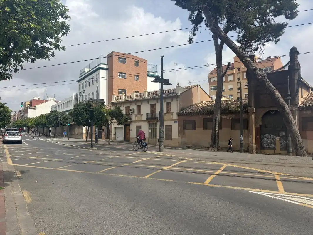 Außenansicht von Loft zum Verkauf in Valencia mit Klimaanlage, Heizung und Privatgarten