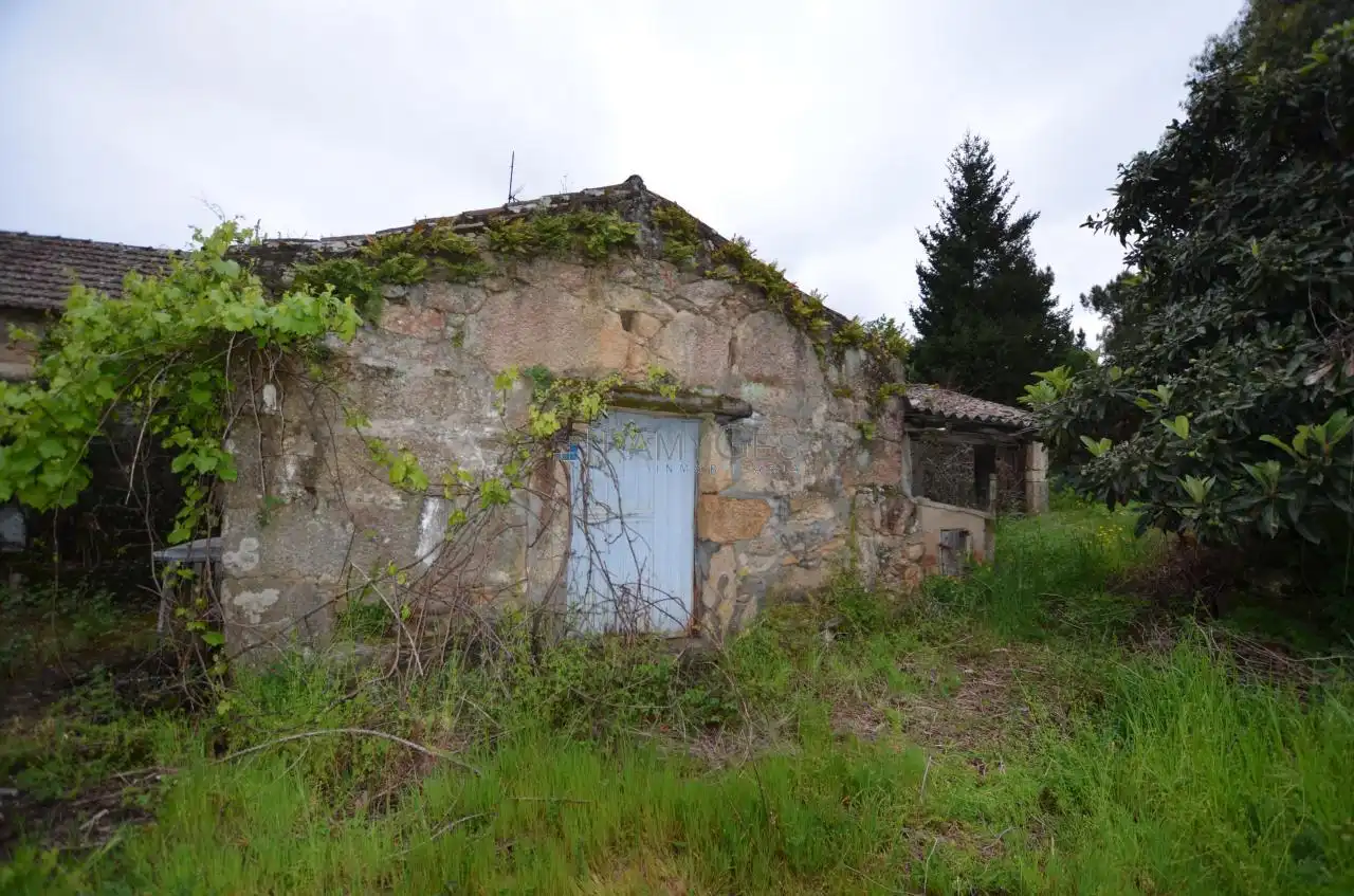 House with garden for sale in A TOXEIRA, imagen 6