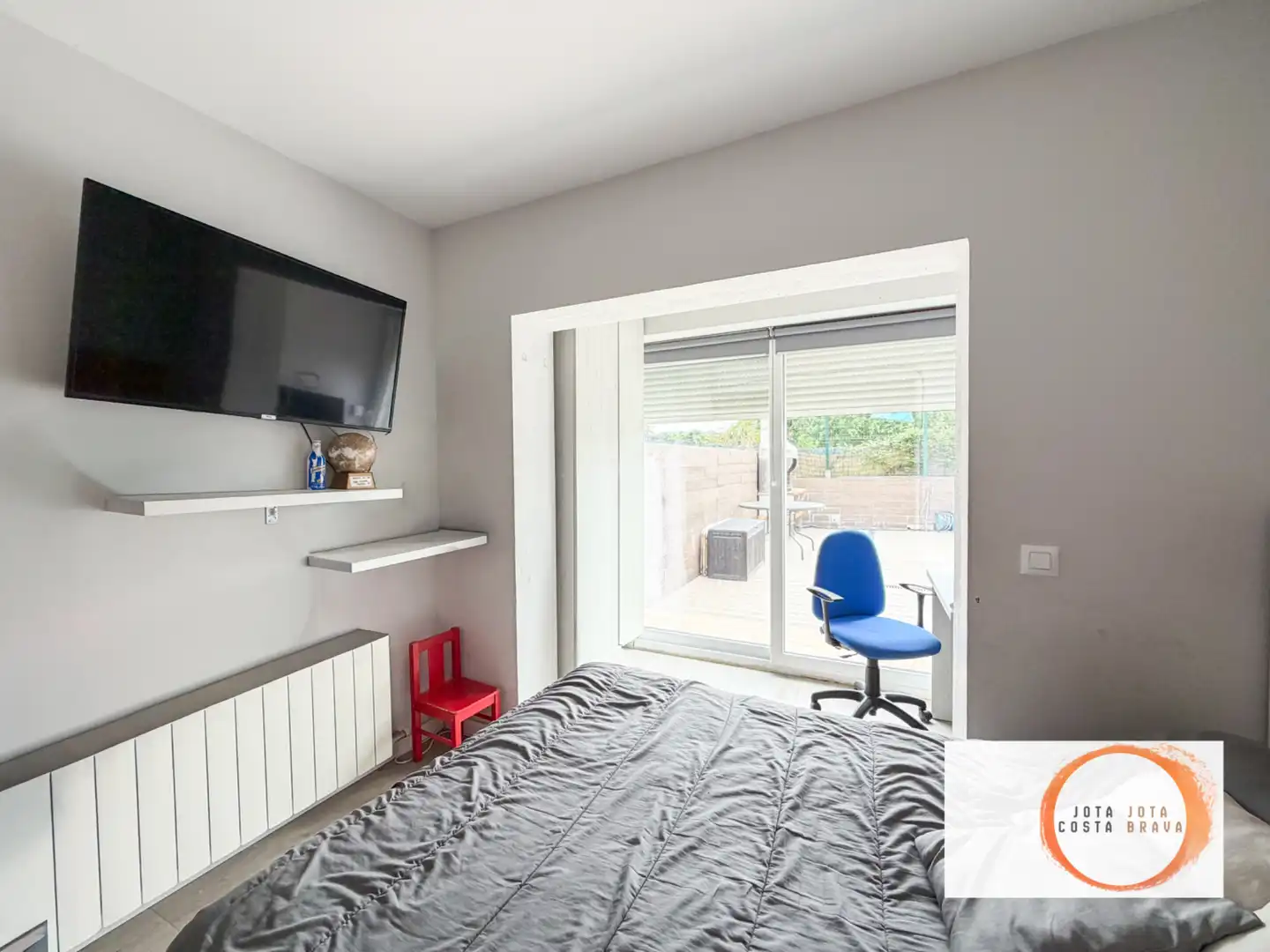 Habitación de Casa adosada en venta en Caldes de Malavella con Aire acondicionado, Calefacción y Jardín privado