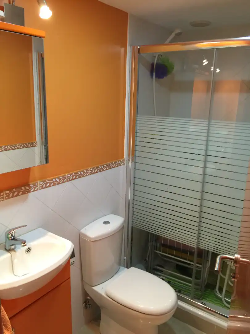 Badezimmer von Erdgeschoss zum Verkauf in Mont-roig del Camp mit Klimaanlage, Heizung und Terrasse