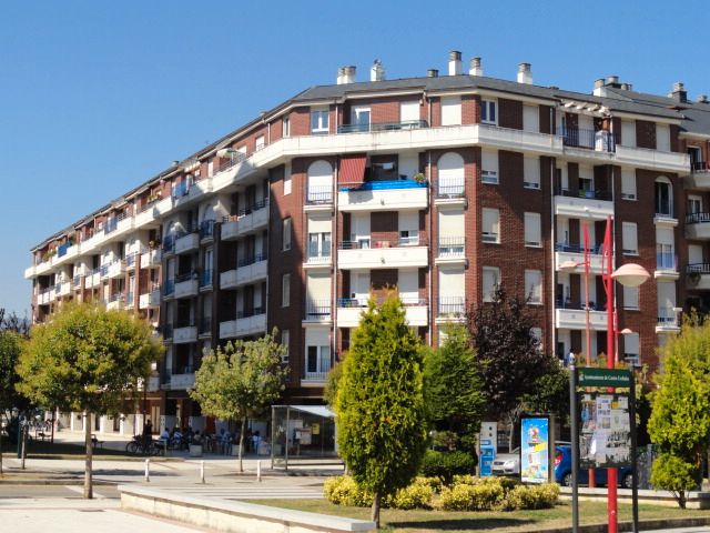 Exterior view of Flat for sale in Castro-Urdiales  with Heating, Parquet flooring and Terrace