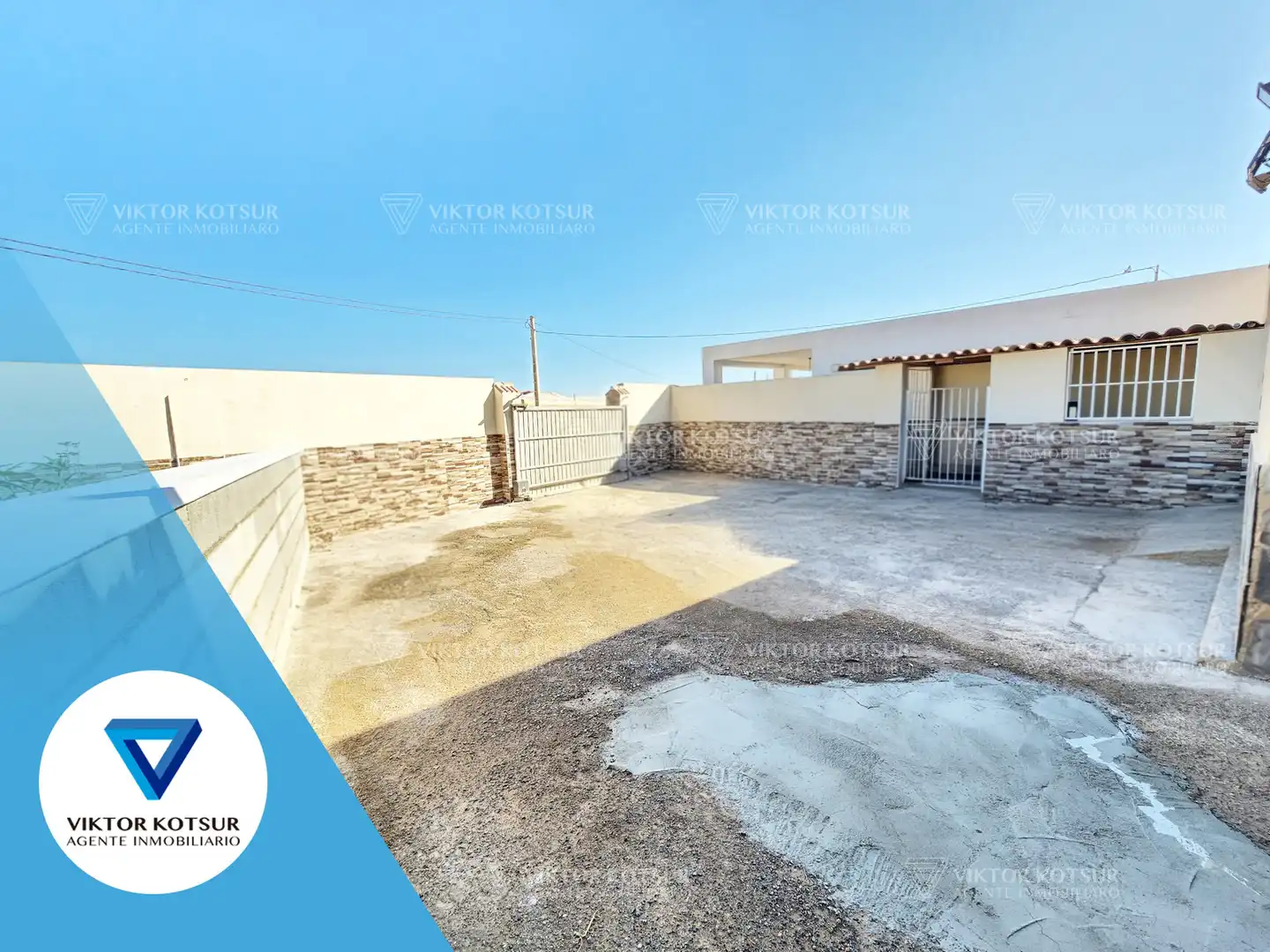 Vista exterior de Finca rústica en venta en Roquetas de Mar con Jardín privado, Terraza y Piscina