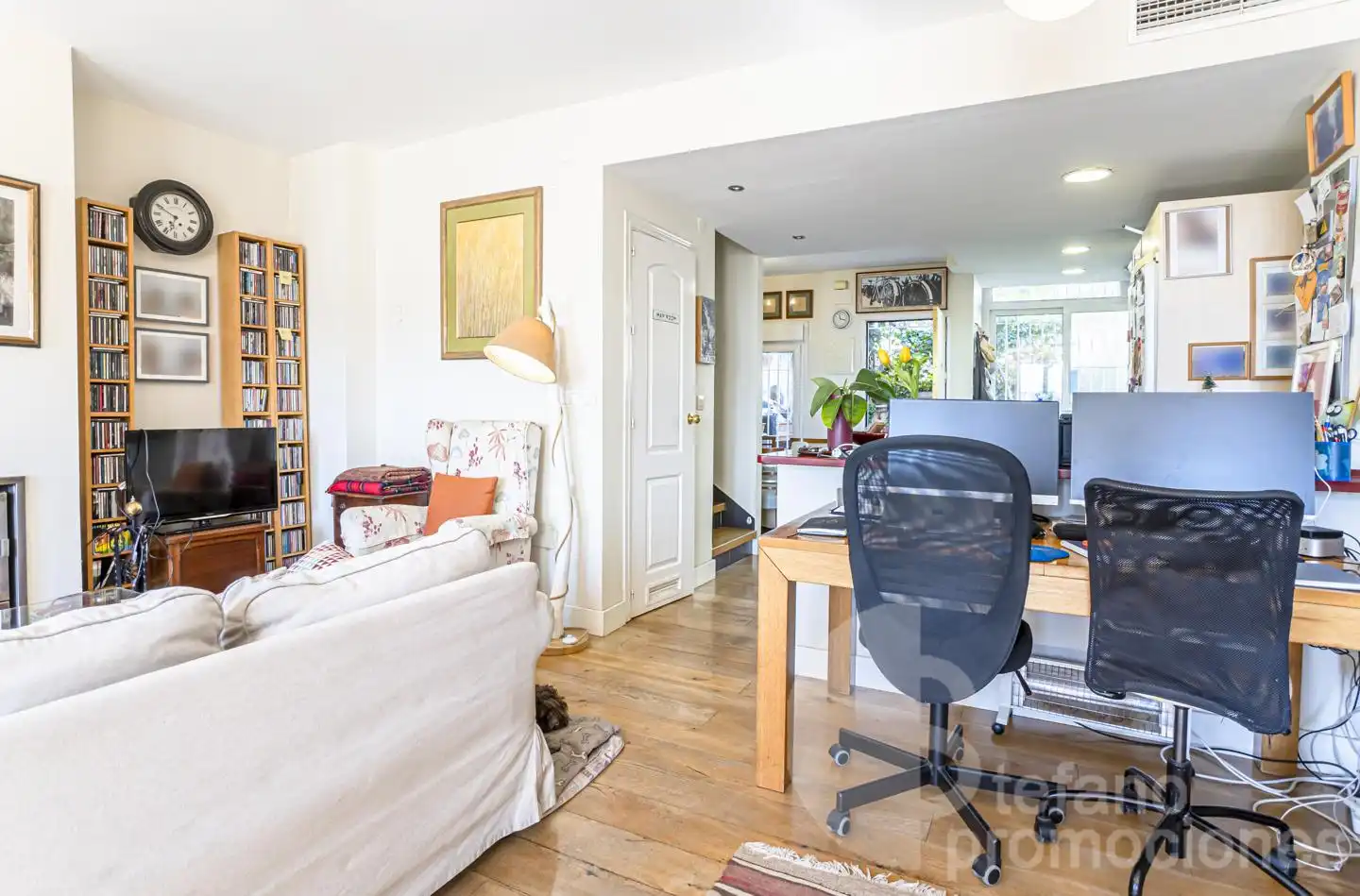 Living room of Detached homes for sale in Málaga  with Air Conditioner, Parquet flooring and Terrace