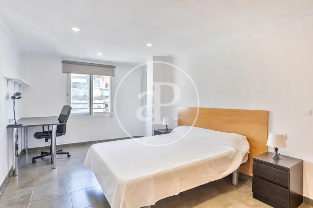 Bedroom of Flat for rent in Valencia  with Heating, Furnished and Balcony