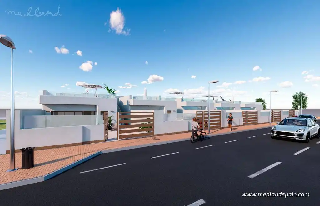 Vista exterior de Casa o chalet en venta en Torre-Pacheco con Jardín privado, Terraza y Piscina