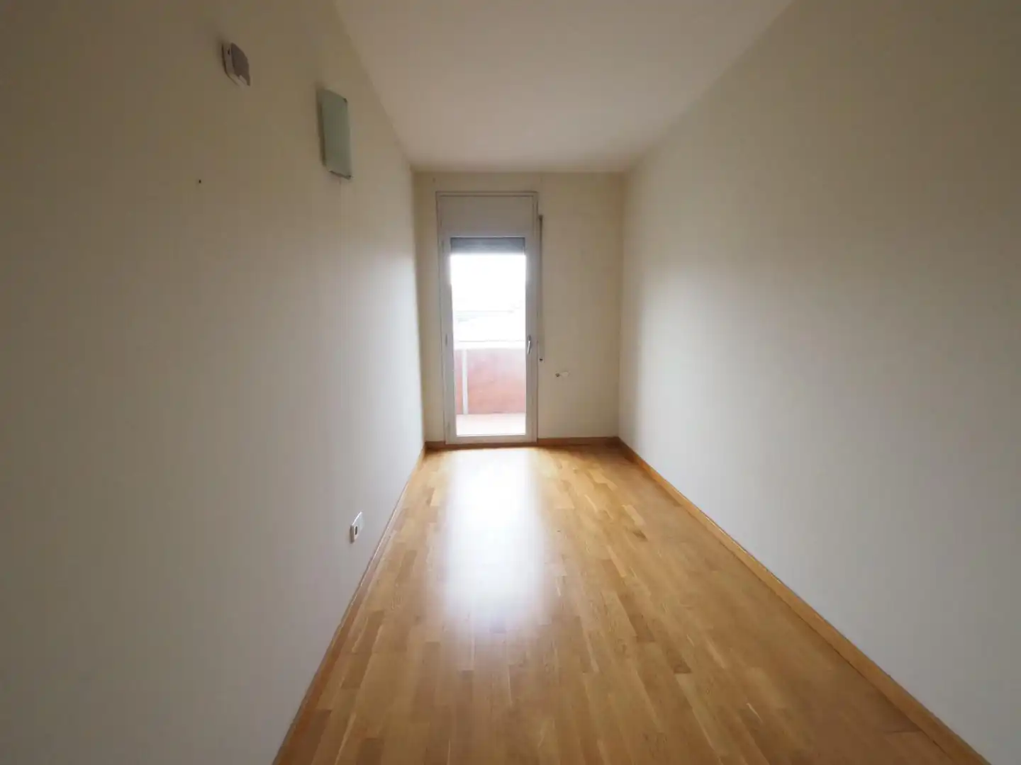 Habitación de Piso en venta en Cerdanyola del Vallès con Calefacción, Parquet y Terraza