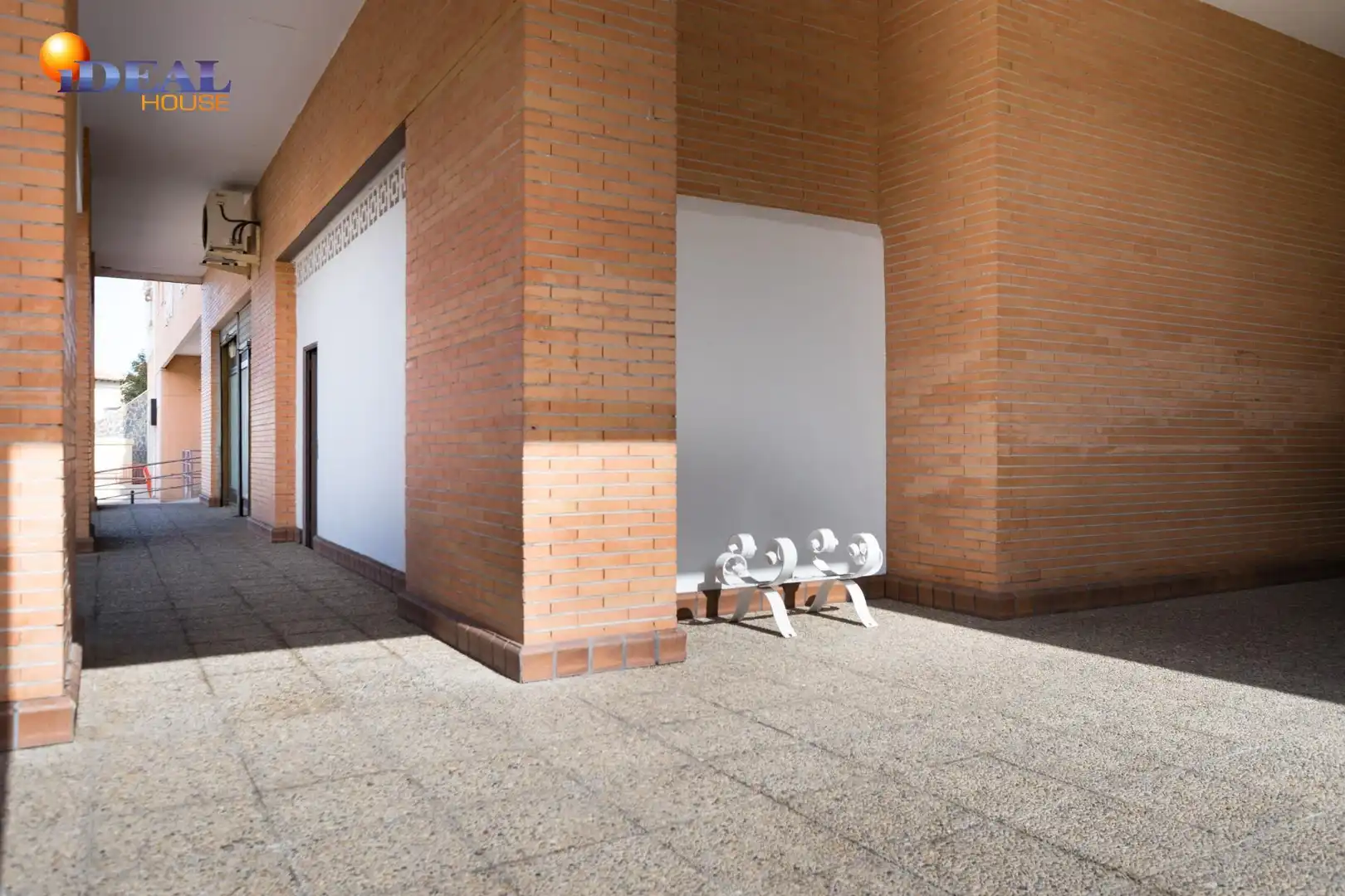 Business premises for sale in Cenes de la Vega, imagen 10