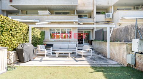 Foto 3 de Casa adosada en venta en Carrer Turó del Pinyer, L'Eixample, Sant Cugat del Vallès