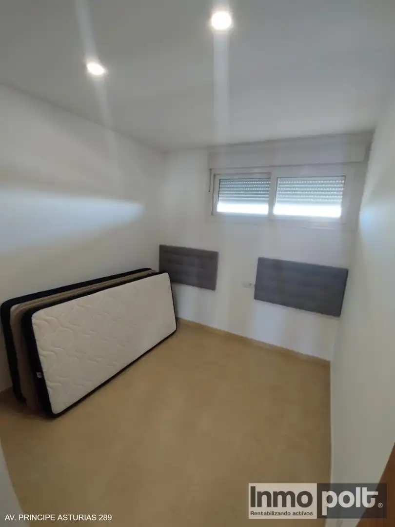 Habitación de Apartamento de alquiler en Torre-Pacheco con Jardín privado, Terraza y Amueblado
