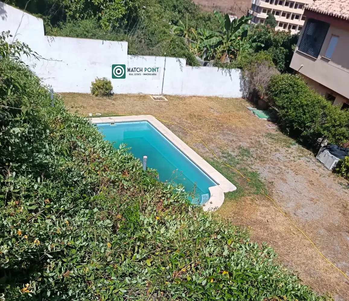 Piscina de Casa o chalet en venta en Almuñécar