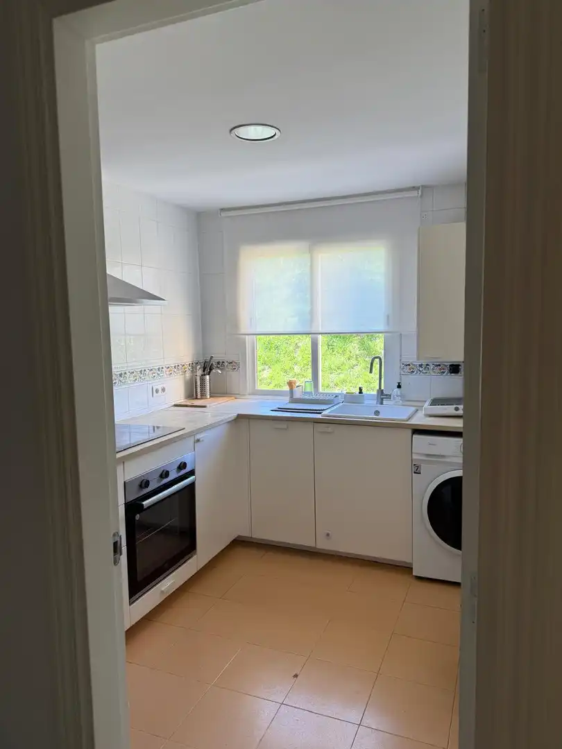 Cuina de Apartament en venda en Estepona amb Aire condicionat, Terrassa i Traster