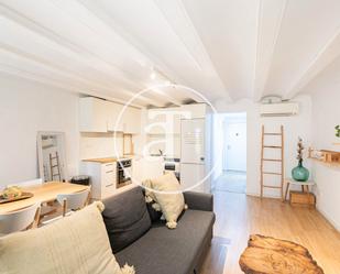 Flat to rent in Carrer d'En Robador, 22, El Raval